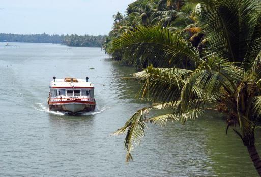 NDA promotes ambitious plan to develop Indian inland waterways