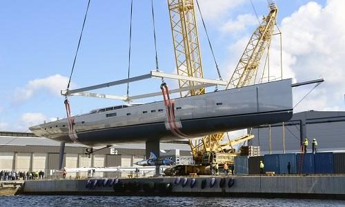 The world’s largest carbon-fibre sloop has been launched by Baltic Yachts