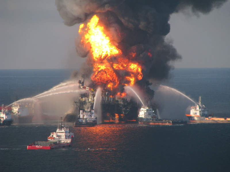 ABS publishes a guide for firefighting cargo areas of container carriers
