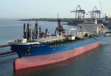Overpressurization onboard Fairchem Filly report